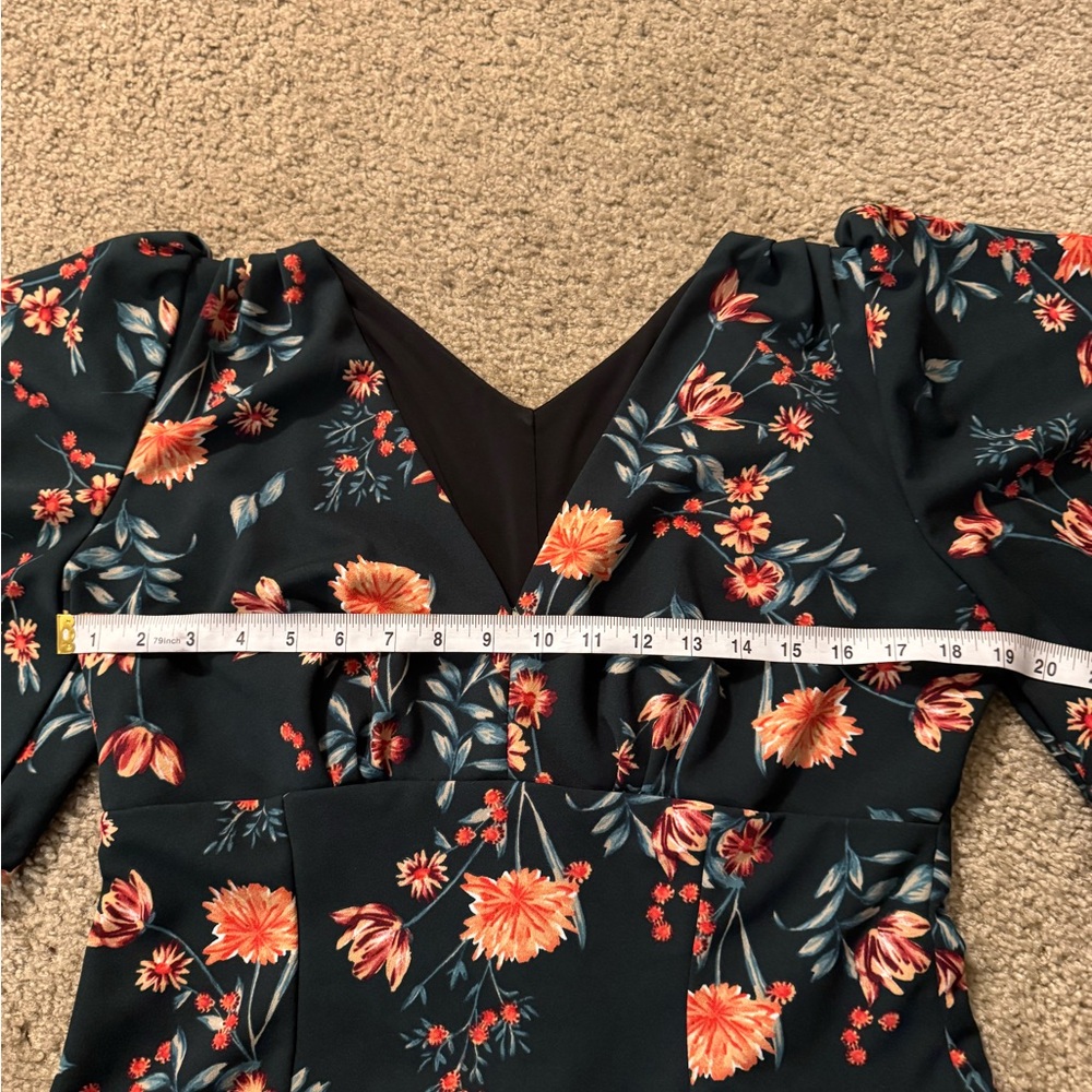 Pinup Couture Teal Floral V-Neck Blouse with Coral Blooms - Picture 4 of 7